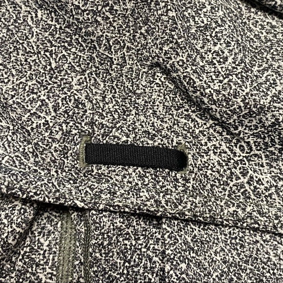 Lululemon Fast & Free Crop Fractal Strlight 6 NWOT - Picture 7 of 10